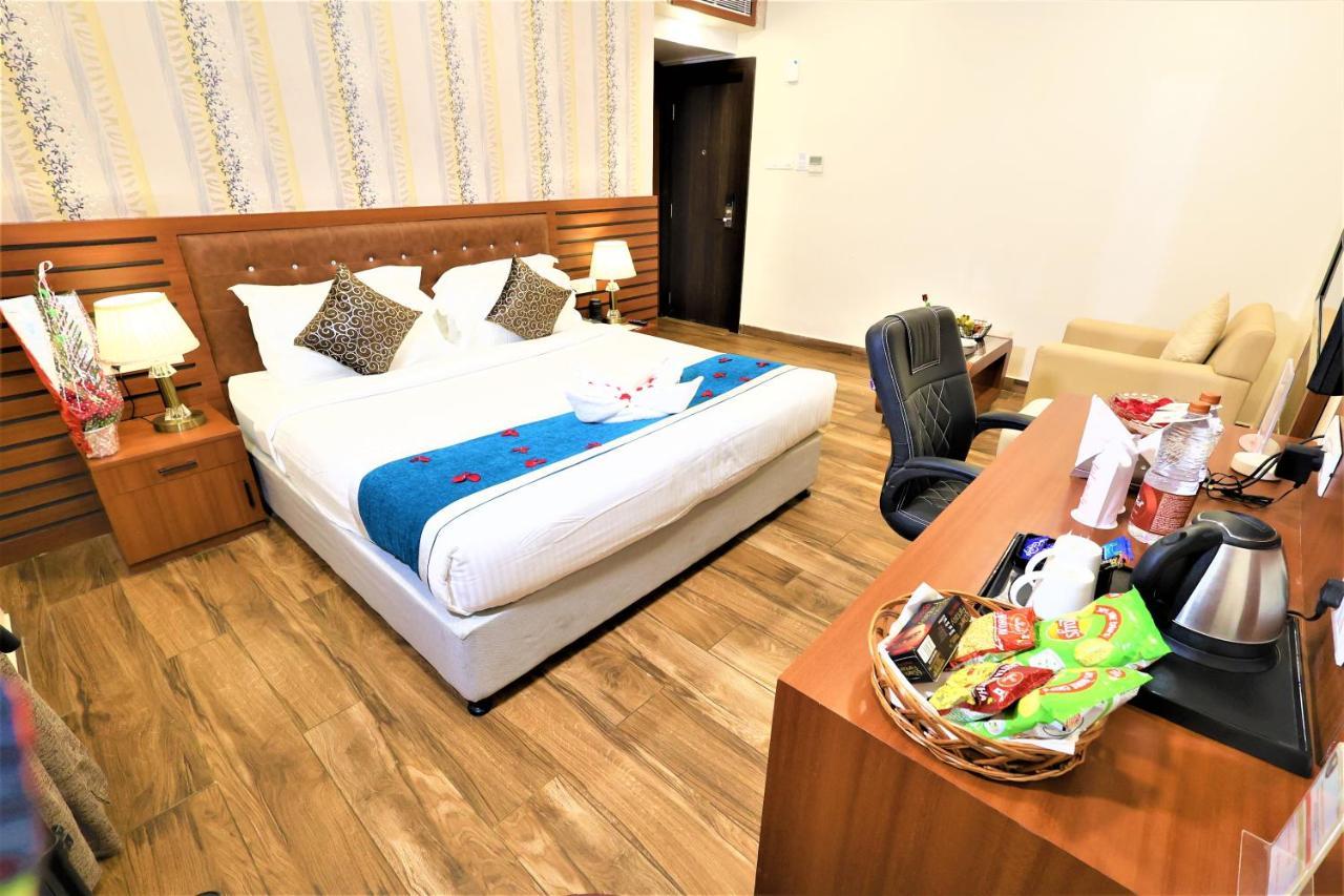 Hotel Sidh Vedantha Patna  Eksteriør billede